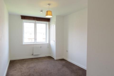 2 bedroom apartment to rent, Worcester Close, Anerley, London, SE20