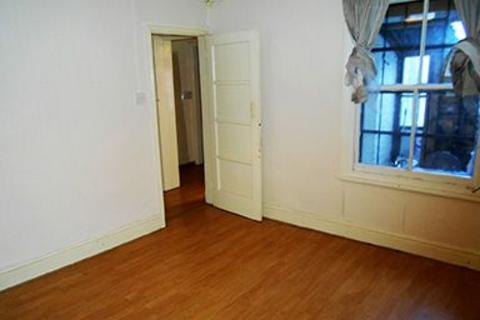 1 bedroom flat to rent, Flat ,  Trevalyan Terrace, High Street, Bangor