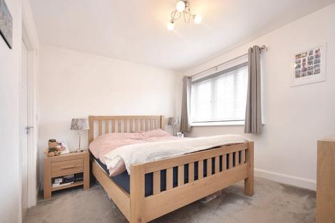 6 The Fouracres, Wakefield, WF1 4FJ