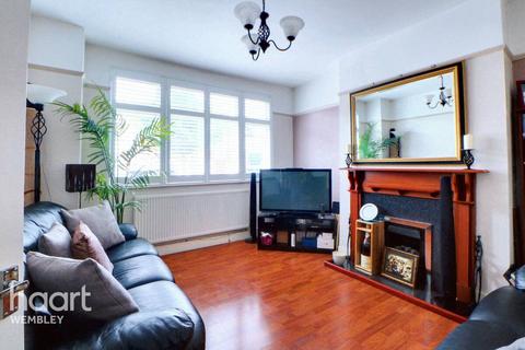 3 bedroom semi-detached house for sale, North Wembley