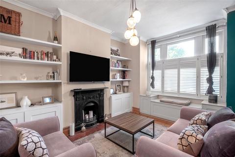 2 bedroom flat for sale, Blegborough Road, Furzedown, SW16