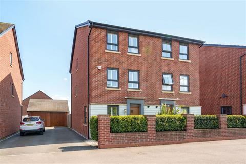 4 bedroom semi-detached house for sale, Tay Road, New Lubbesthorpe