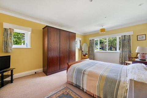 4 bedroom detached house for sale, High Close, Rawdon, Leeds, West Yorkshire, LS19