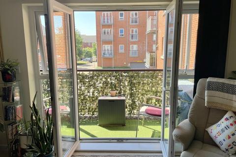 2 bedroom apartment for sale, Avenel Way , Poole, BH15