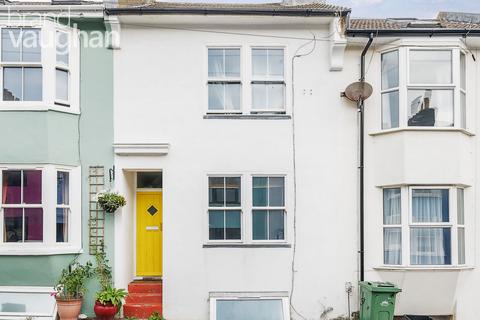 3 bedroom terraced house to rent, Lincoln Street, Brighton, BN2