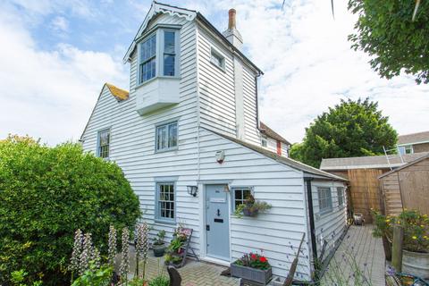 2 bedroom semi-detached house for sale, Borstal Hill, Whitstable, CT5