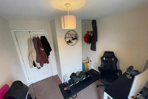 2 bedroom apartment to rent, Ladyoak Way, Rotherham