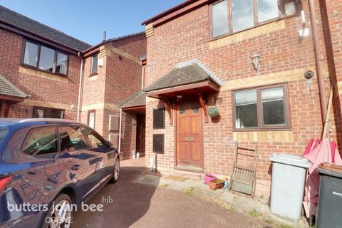 2 bedroom end of terrace house for sale, Mayfield Mews, Crewe