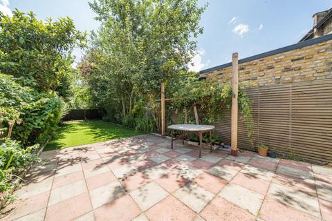 11 Noel Road, London, W3 0JD