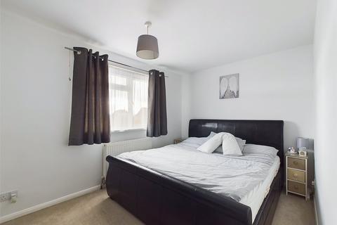 9 Gurney Avenue, Tuffley, Gloucester, GL4 0YJ