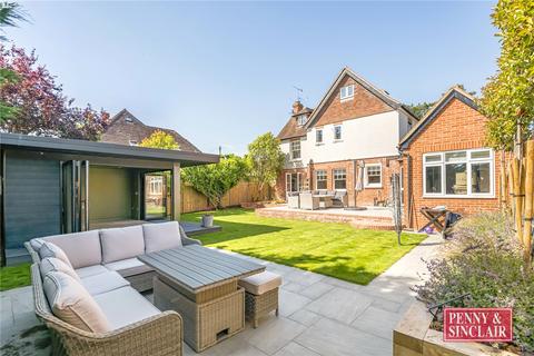 5 bedroom detached house for sale, Belle Vue Road, RG9 1JQ