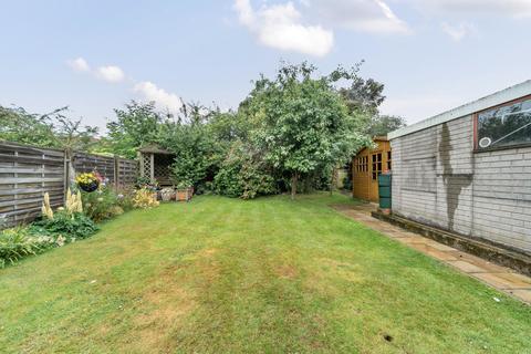 25 Hurstfield Crescent, Hayes, UB4 8DN
