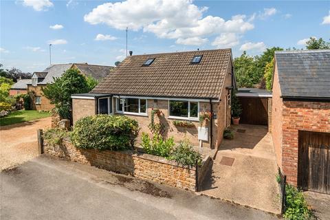 3 bedroom detached house for sale, High Street, Ecton, Northampton, Northamptonshire, NN6