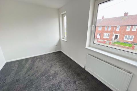 3 bedroom terraced house to rent, Lonsdale Gardens, Wallsend, NE28