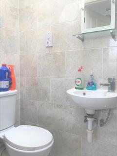 1 bedroom in a flat share to rent, High Road Leyton, London E10