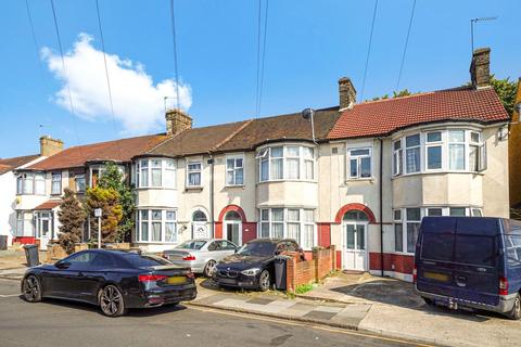 3 bedroom terraced house for sale, Salisbury Avenue, Barking, IG11