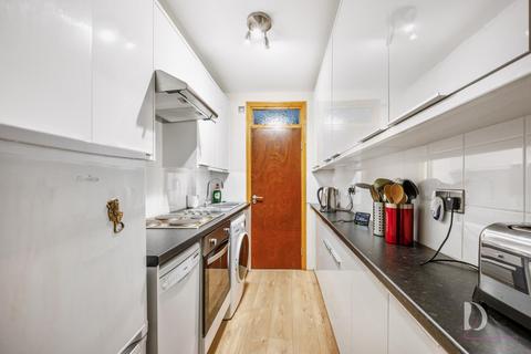 Studio to rent, Martlett Court, Covent Garden, WC2B