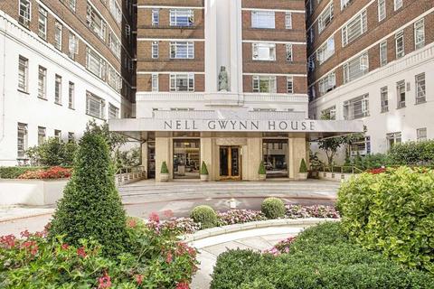 1 bedroom apartment to rent, Sloane Avenue, SW3