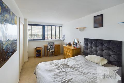 1 bedroom flat for sale, Bridgewater place, Holbeck, Leeds, LS11