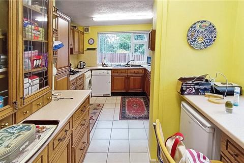 2 Dane Grove, Birmingham, B13 8PP