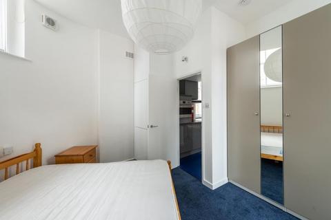 1 bedroom apartment to rent, Holmwood Buildings, London SE1
