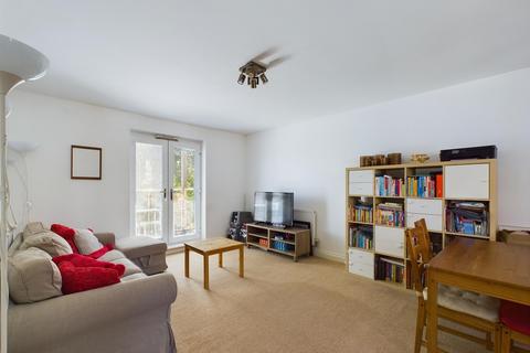 2 bedroom flat for sale, Sinclair Drive, Town Centre, Basingstoke, RG21