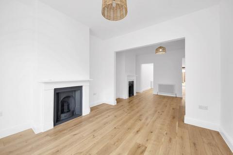4 bedroom house for sale, Cary Road, Leytonstone, E11