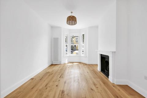 4 Cary Road, London, E11 3LQ