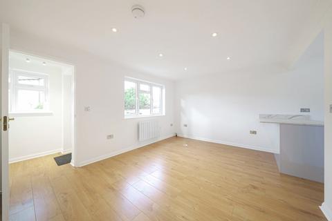 53 Connaught Gardens, Morden, SM4 6DB