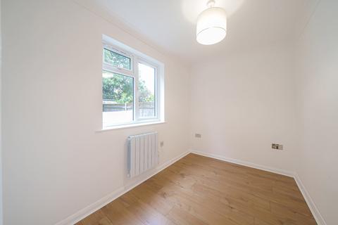 53 Connaught Gardens, Morden, SM4 6DB