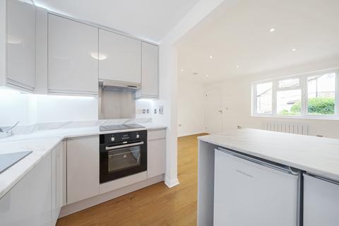53 Connaught Gardens, Morden, SM4 6DB