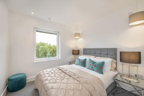 3 bedroom flat for sale, Tiltman Place, London