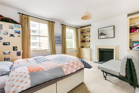 3 bedroom maisonette to rent, Sulgrave Road, London W6