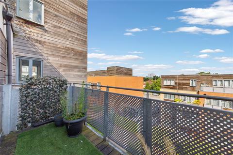 1 bedroom apartment for sale, Agate Close, London NW10