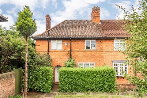 3 bedroom end of terrace house for sale, Tamarisk Square, London W12