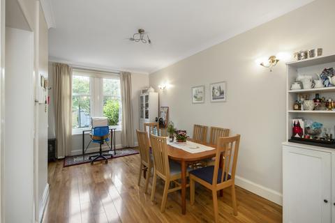 62 Macdowall Road, Edinburgh, EH9 3EG