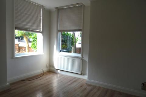 1 bedroom flat to rent, Beaufort Road