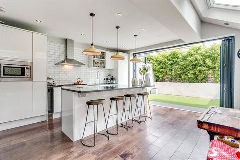 5 bedroom terraced house for sale, Cathles Road, London SW12