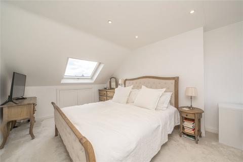 3 bedroom apartment for sale, Hazelbourne Road, London SW12