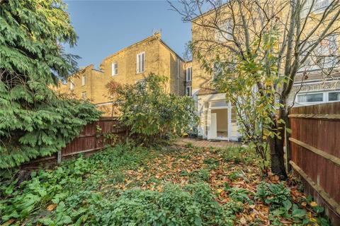 4 bedroom terraced house for sale, Cavendish Road, London SW12