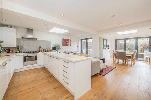 2 bedroom apartment for sale, Cavendish Road, London SW12