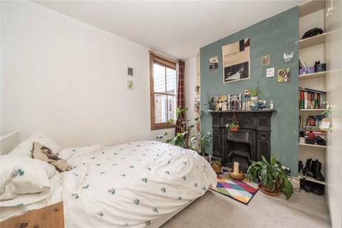 4 bedroom apartment for sale, Yukon Road, London SW12
