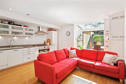 2 bedroom maisonette for sale, Clapham Common South Side, London SW4