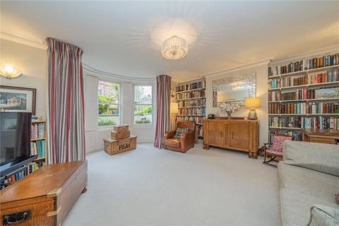 2 bedroom apartment for sale, St. James Terrace, London SW12