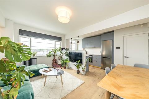 2 bedroom apartment for sale, Balham High Road, London SW17