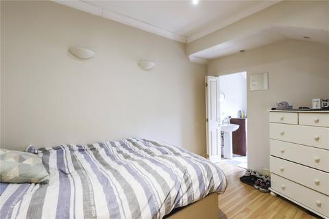 3 bedroom apartment to rent, Montana Road, Tooting, London, SW17