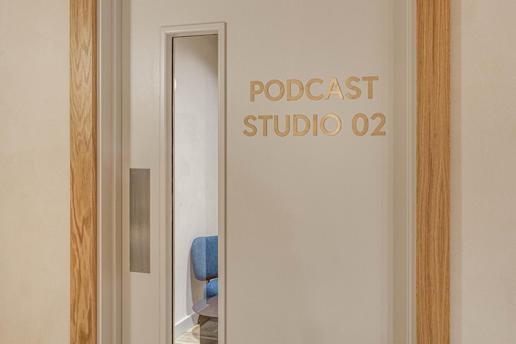 Pod Cast Studio