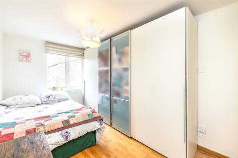 4 bedroom terraced house for sale, Dowdeswell Close, London SW15