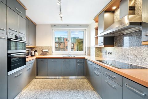 2 bedroom apartment for sale, Rosebank, Holyport Road SW6