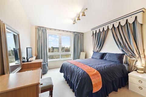 2 bedroom apartment for sale, Rosebank, Holyport Road SW6